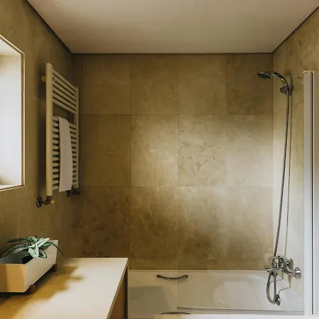 Апартаменты Douro Riverfront 2br With Private Terrace & Garage