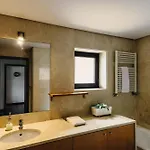 Douro Riverfront 2br With Private Terrace & Garage *
