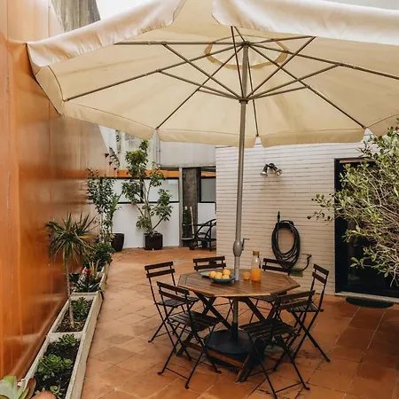 Apartamento Riverfront Haven Family's Choice With Free Garage